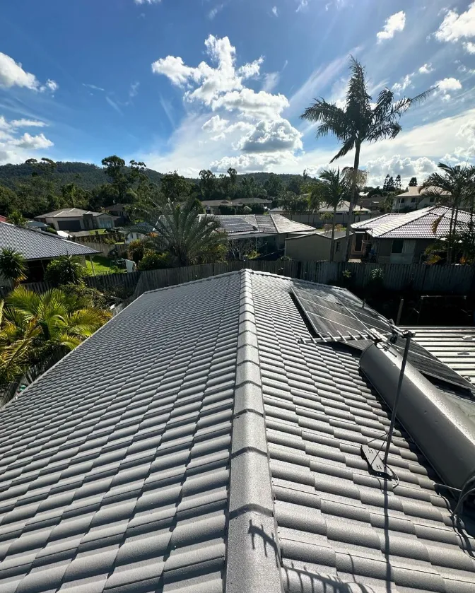 How to Choose the Right Roof Cleaning Service A Comprehensive Checklist