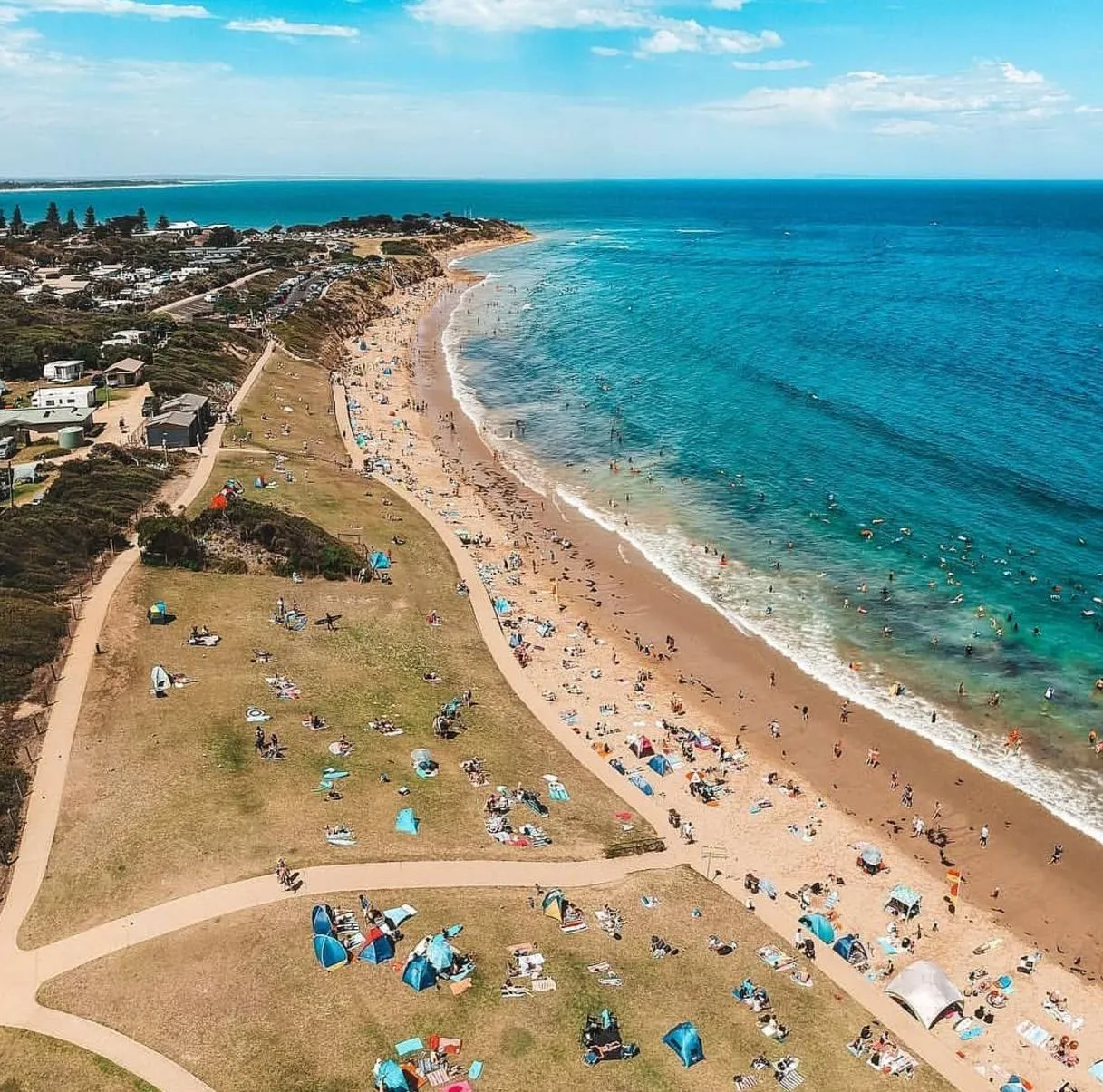 The Ultimate Guide to Driving the Great Ocean Road: Must-See Destinations & Scenic Stops